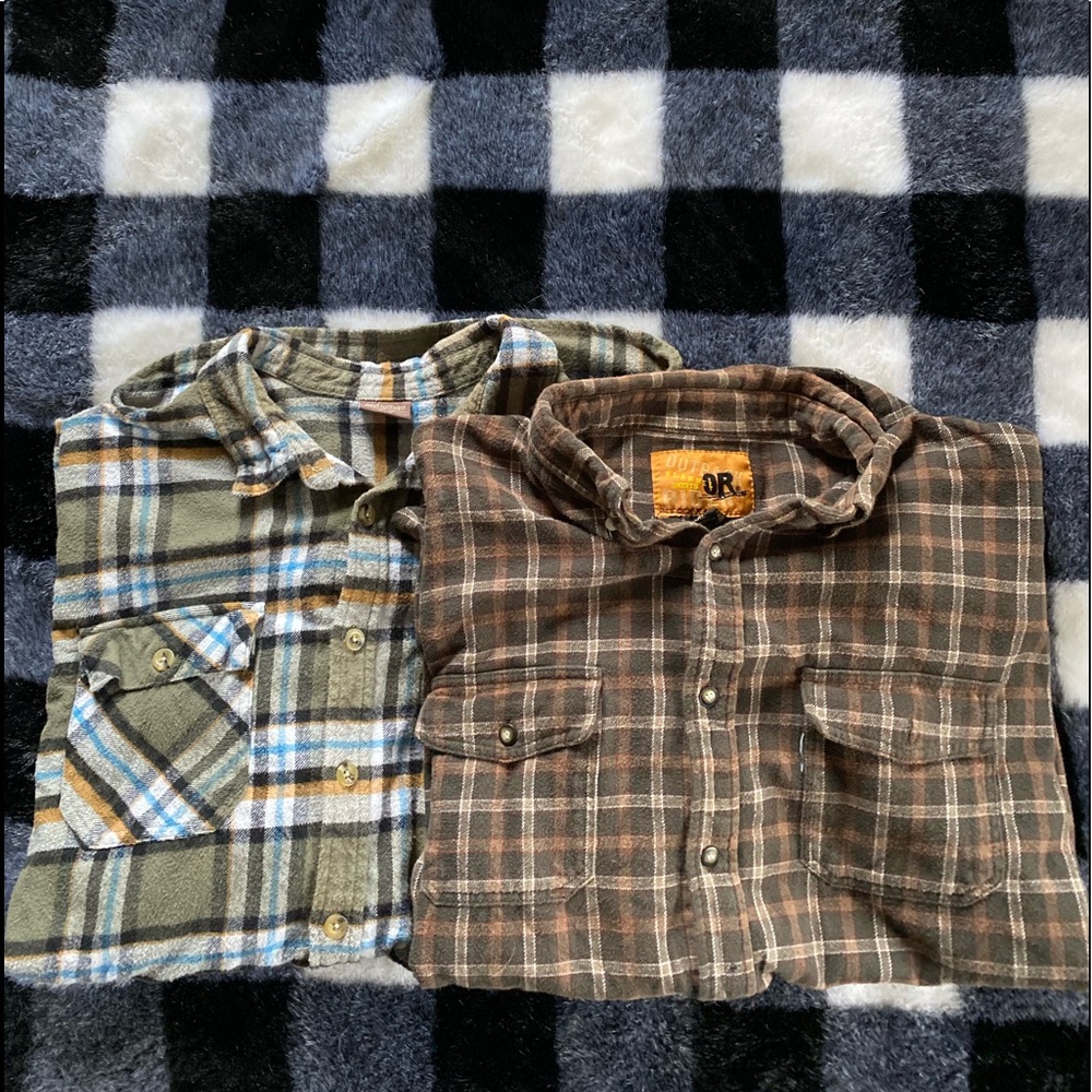 Bundle deal! Good conditioned flannels